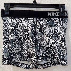 Nike Pro Monochrome Snake Print Shorts
